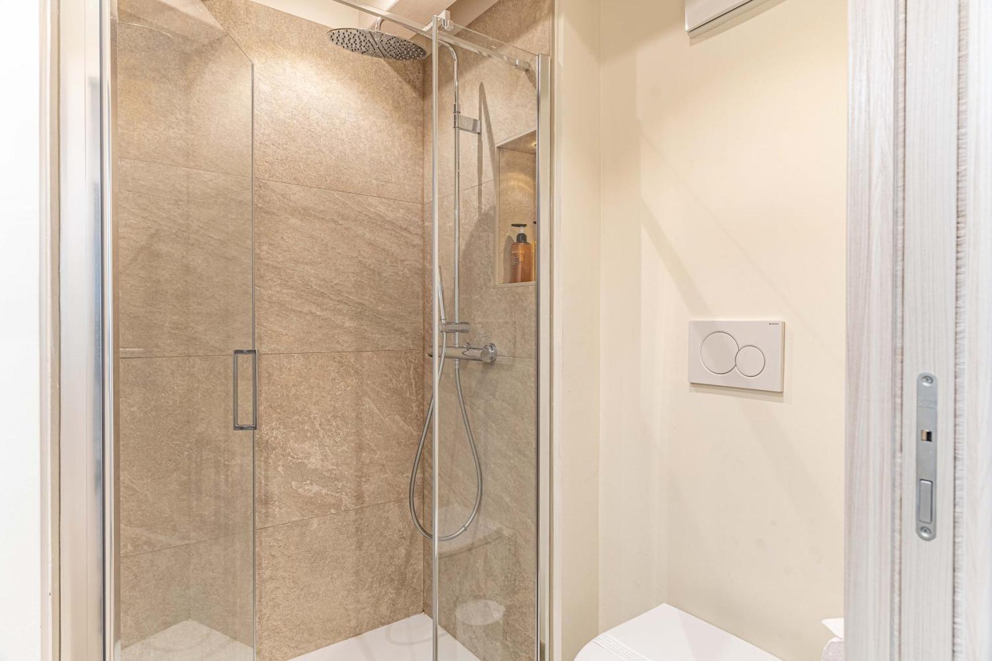 Luxury 2Br W/ River Castle View In Borgo Valsugana Apartment Luaran gambar