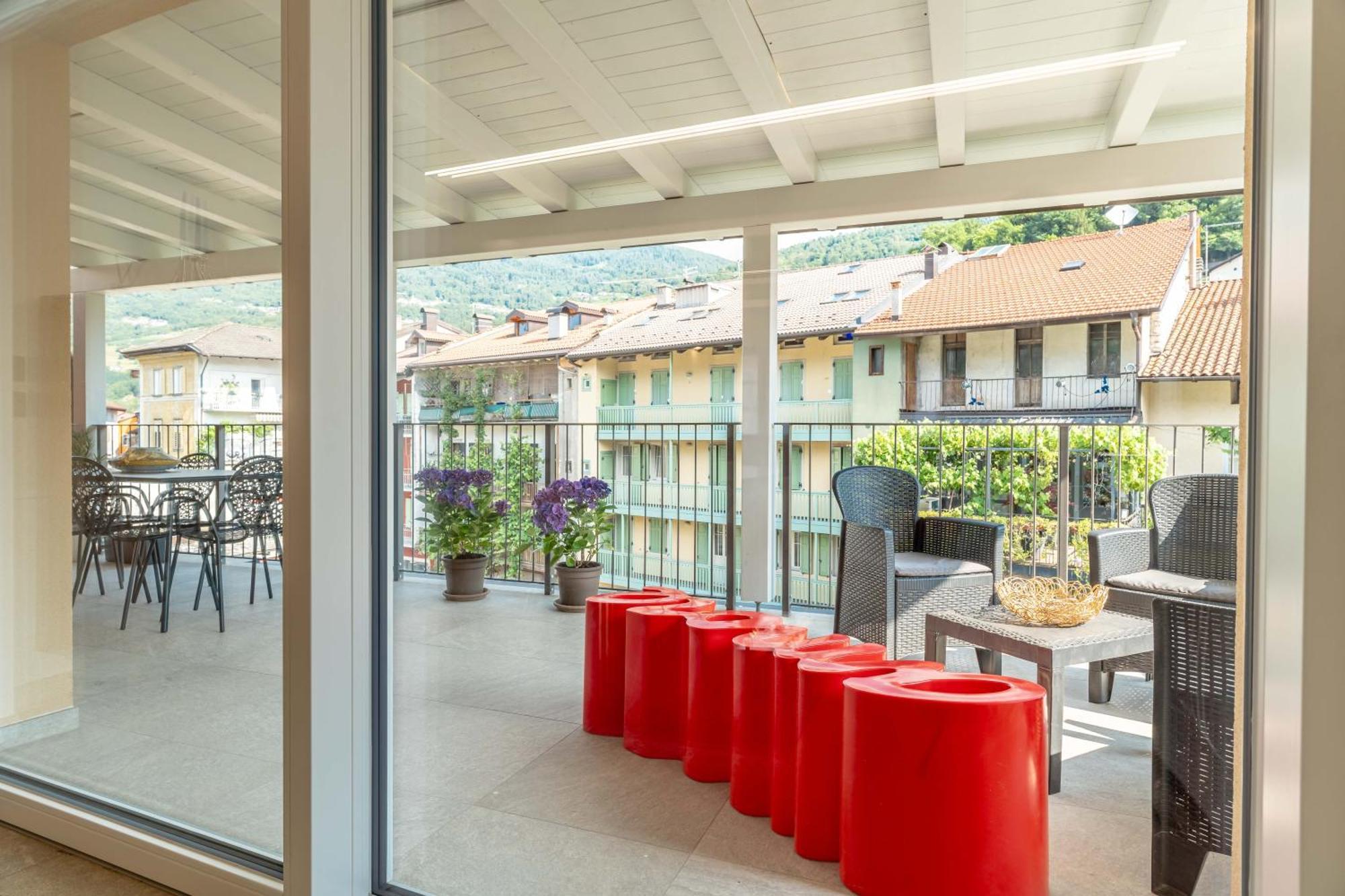 Luxury 2Br W/ River Castle View In Borgo Valsugana Apartment Luaran gambar