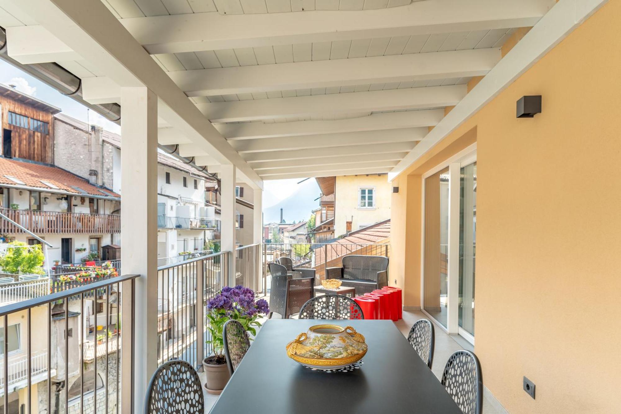 Luxury 2Br W/ River Castle View In Borgo Valsugana Apartment Luaran gambar